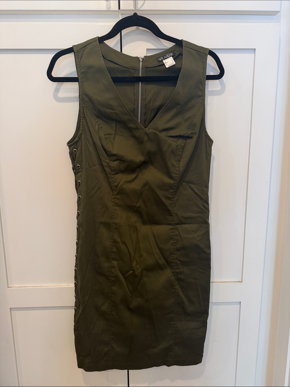 VENUS Olive Green Lace-Up Sheath Dress